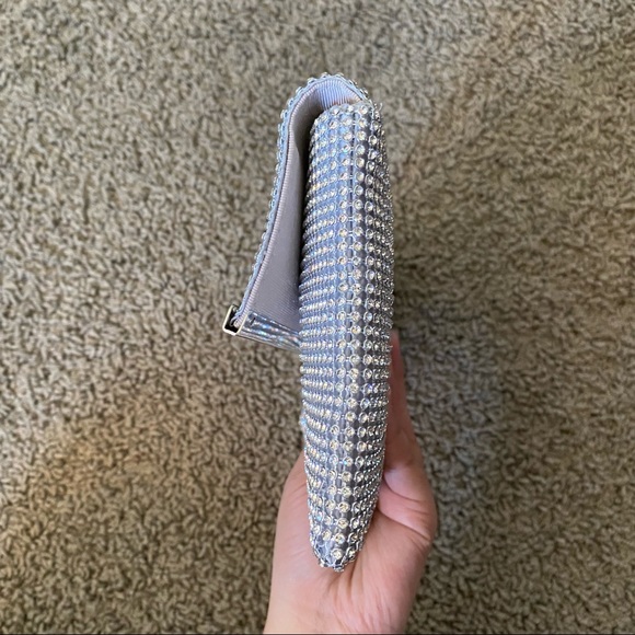 Crossbody clutch - Picture 10 of 10